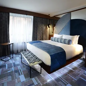 Arthaus 4*, Dublin Ierland