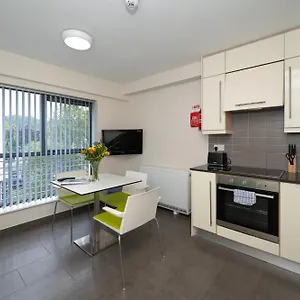 Apartment Victoria - Ucc Summer Beds